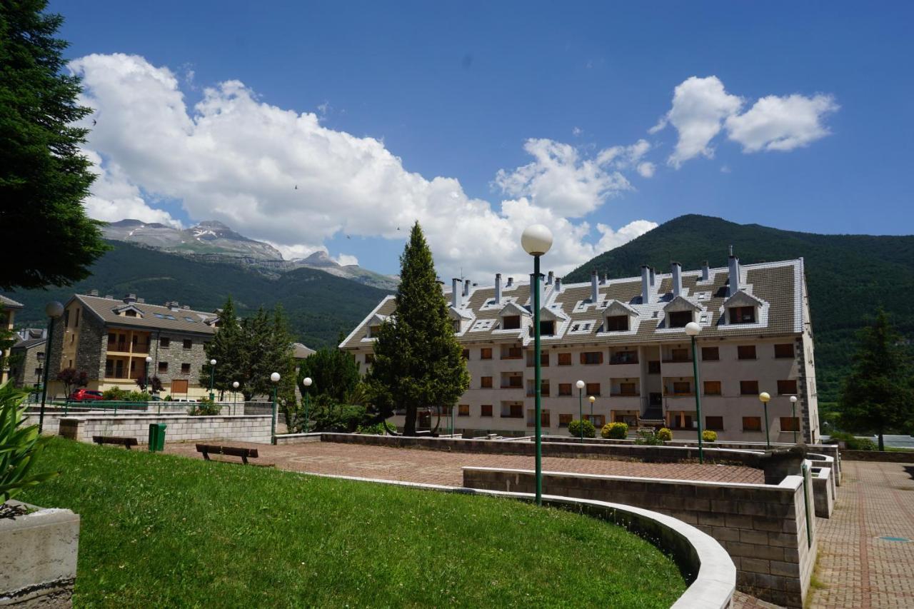 Apartamento La Espata Villanua Exterior photo